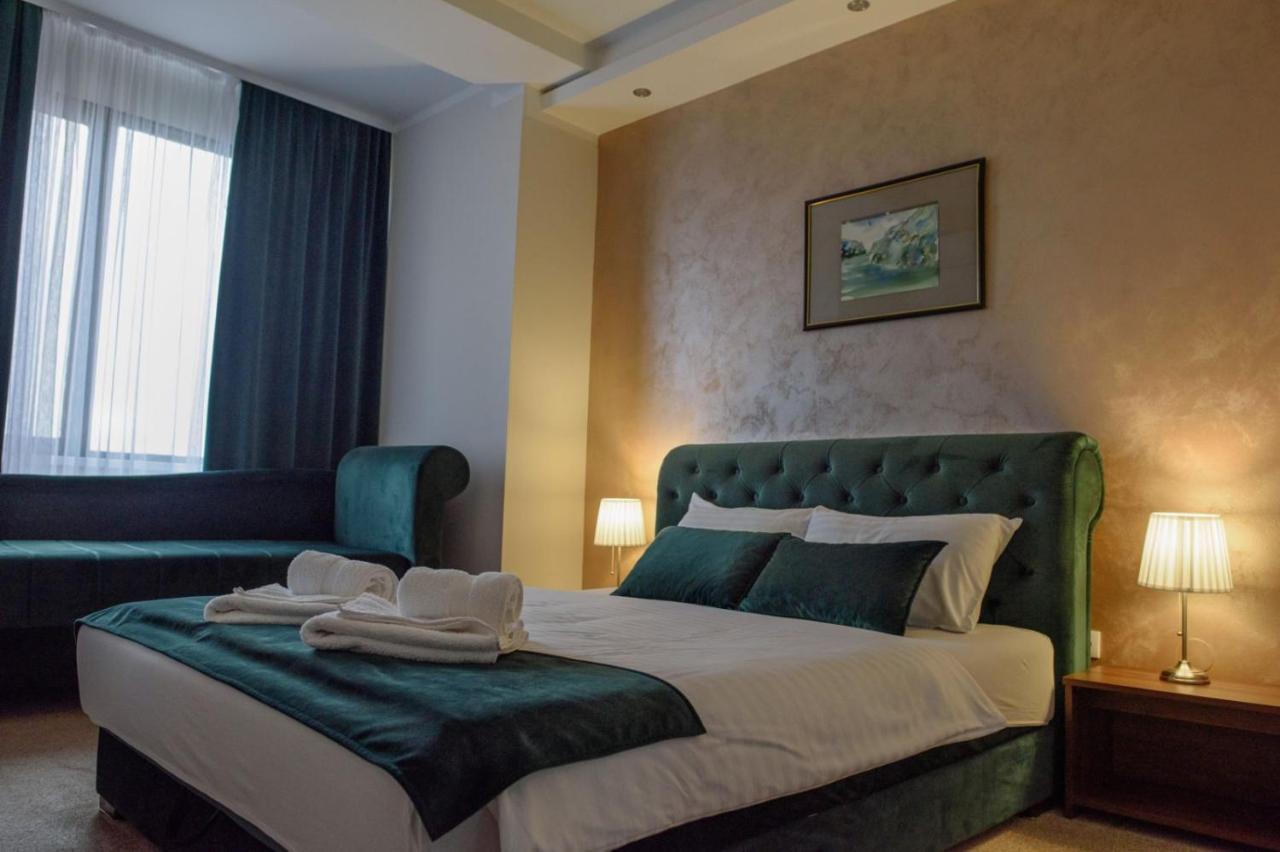 Готель Inex Grande Lux Неготін Номер фото